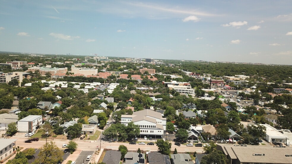 More Photos Of 630 W 34th St, Austin Medical For Lease