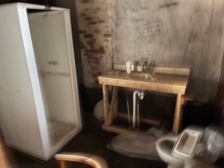 More Photos Of 226 Main St, Sutton Storefront Retail Residential For Lease