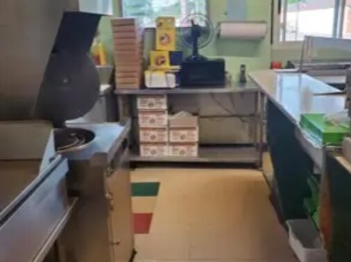 More Photos Of 1861 Youngstown Rd SE, Warren Restaurant For Sale