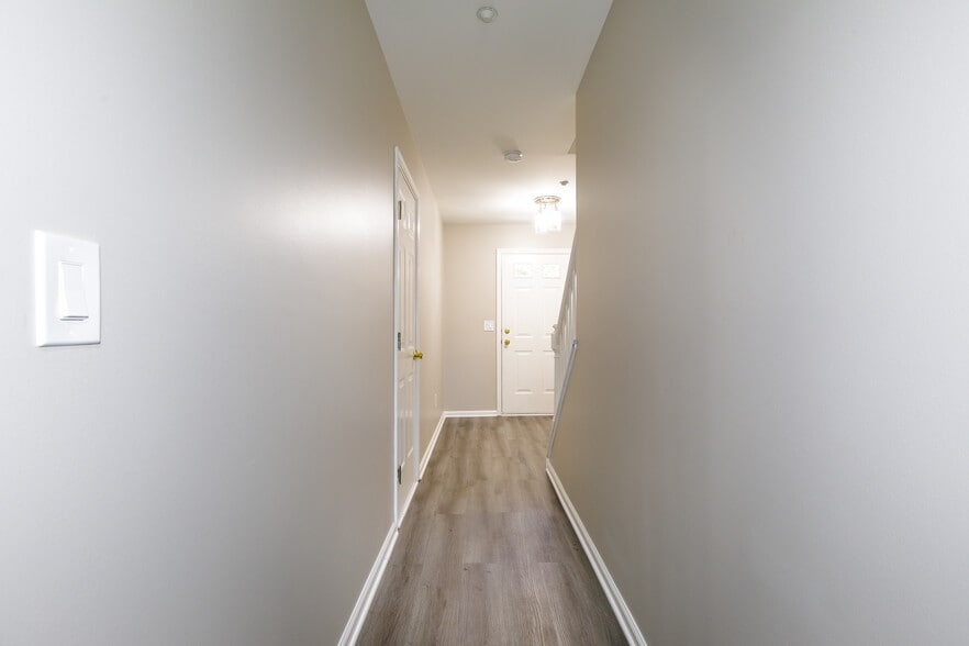 More Photos Of 133 Aberdeen Rd, Matawan Apartments For Sale