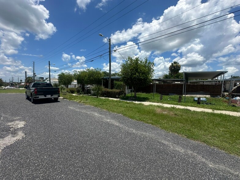 More Photos Of 1701 W Memorial Blvd, Lakeland Auto Dealership For Sale