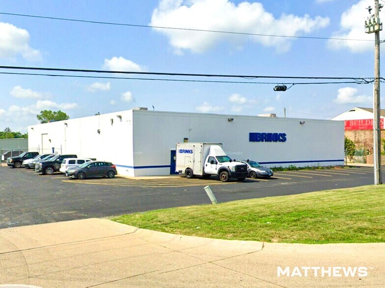 More Photos Of 6200 W Plank Rd, Peoria Industrial For Sale