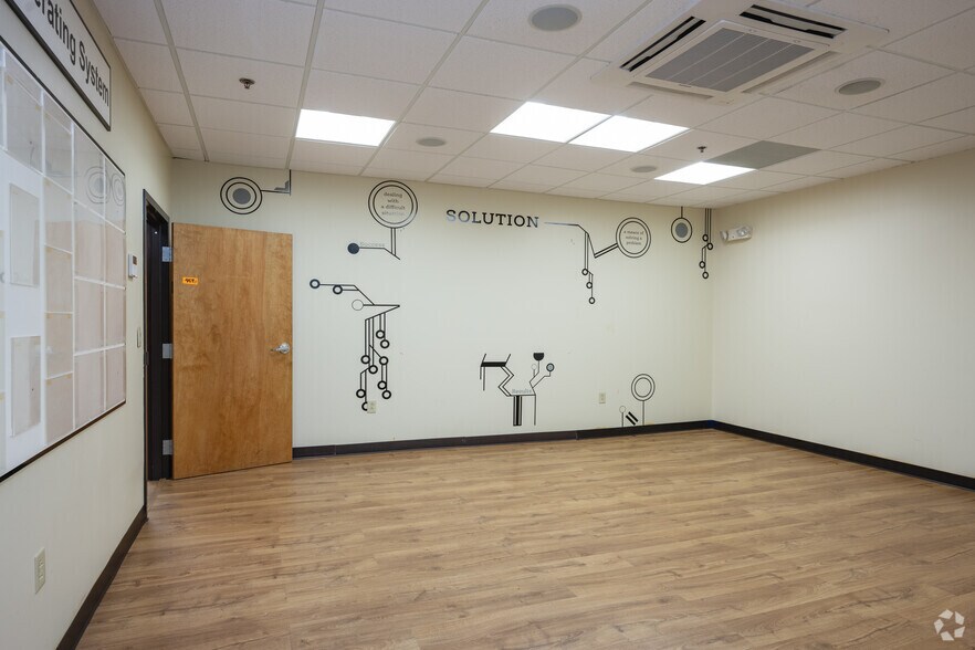 More Photos Of 211 Pine Rd, Easley Warehouse For Sale