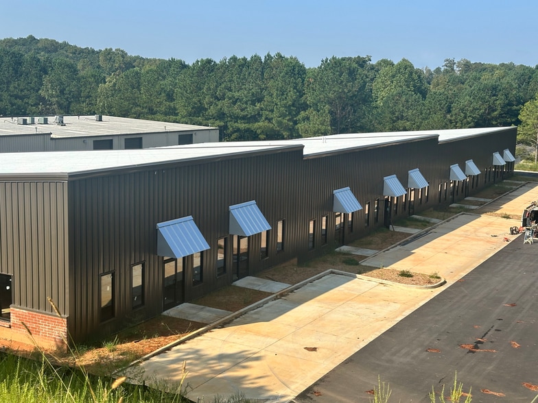 Primary Photo Of 5915 Steeplechase Blvd, Cumming Warehouse For Lease