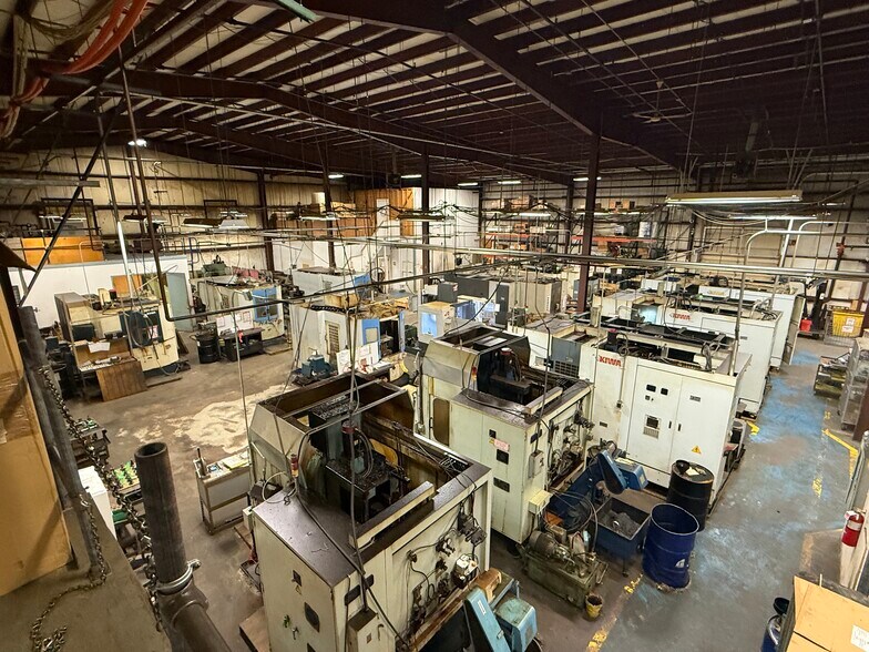 More Photos Of 130 Goddard Memorial Dr, Worcester Manufacturing For Sale