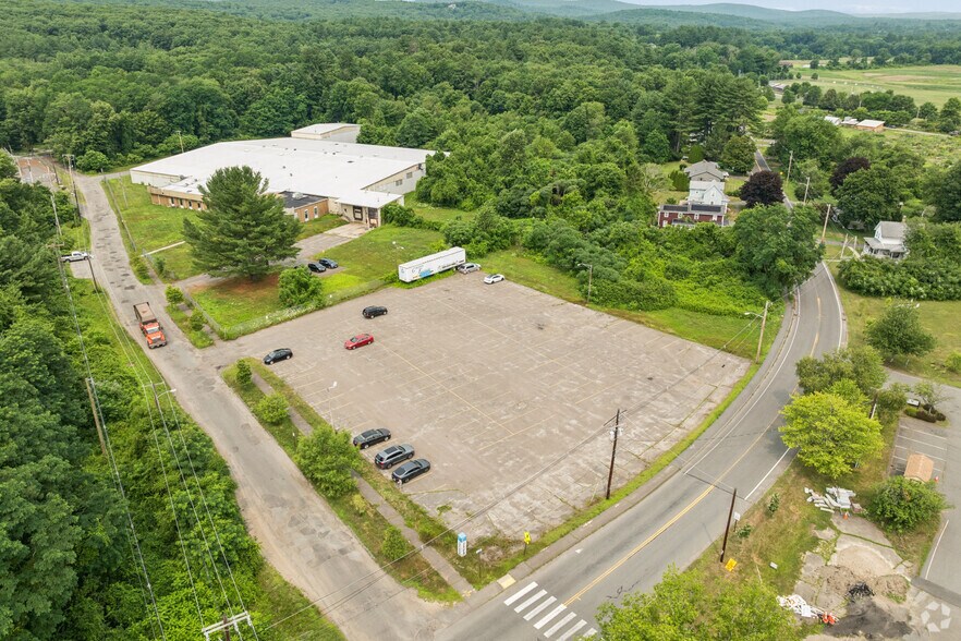 More Photos Of 24 Spring St, Florence Warehouse For Sale