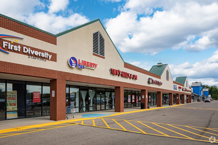 More Photos Of 7740-7760 Brandt Pike, Huber Heights Storefront For Lease