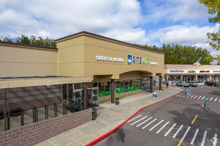 More Photos Of 2021 NW 185th Ave, Hillsboro General Retail For Lease