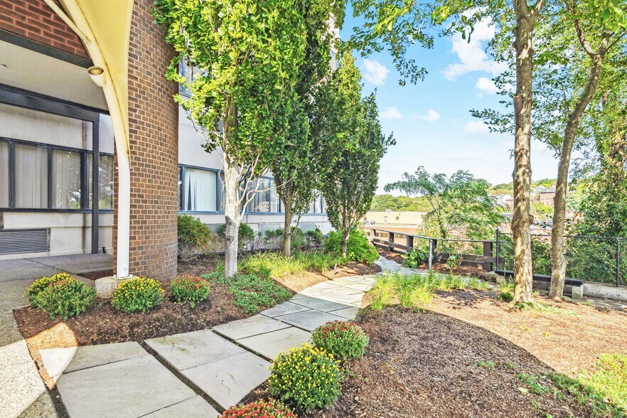 More Photos Of 1 State St, Providence Office For Lease