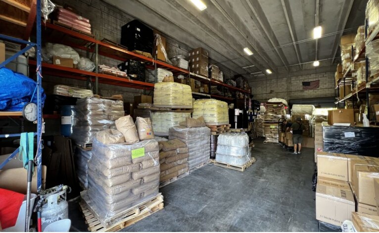 More Photos Of 6245 N Powerline Rd, Fort Lauderdale Light Distribution For Lease