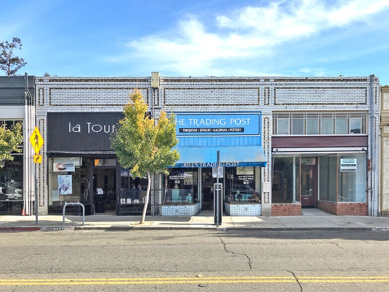 Primary Photo Of 2945 College Ave, Berkeley Storefront For Lease