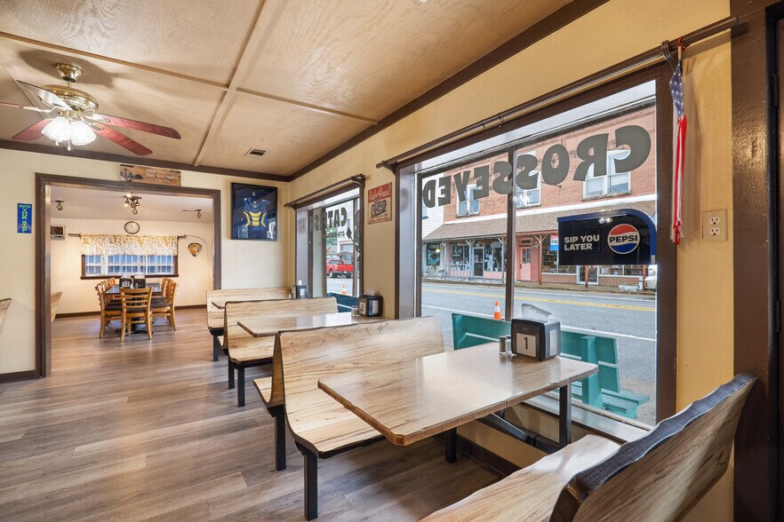More Photos Of 107 E Main St, Hardy Restaurant For Sale