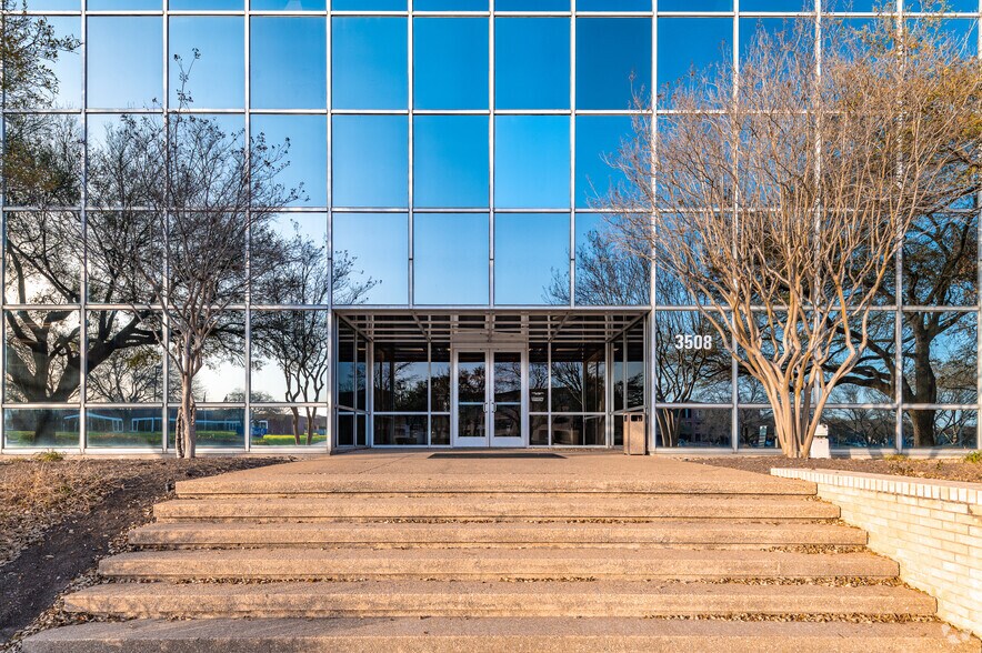 More Photos Of 3508 Far West Blvd, Austin Office For Lease