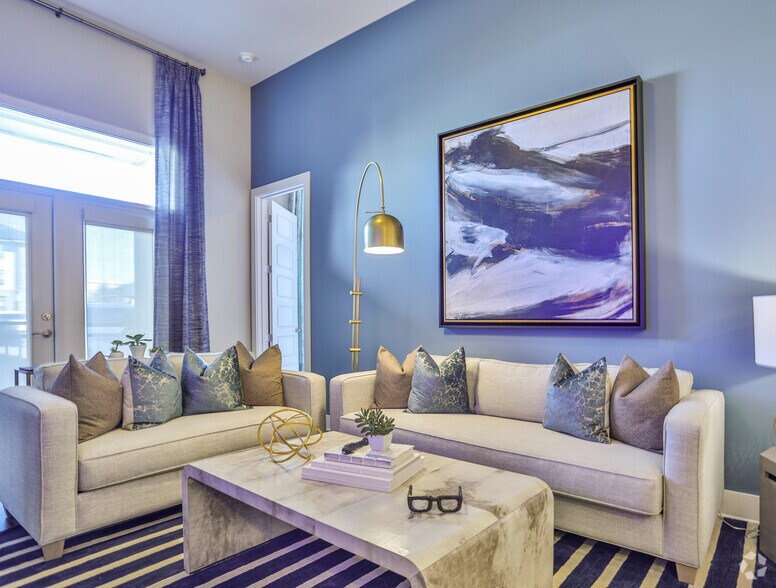 More Photos Of 7420 N Rea Park Ln, Charlotte Apartments For Lease