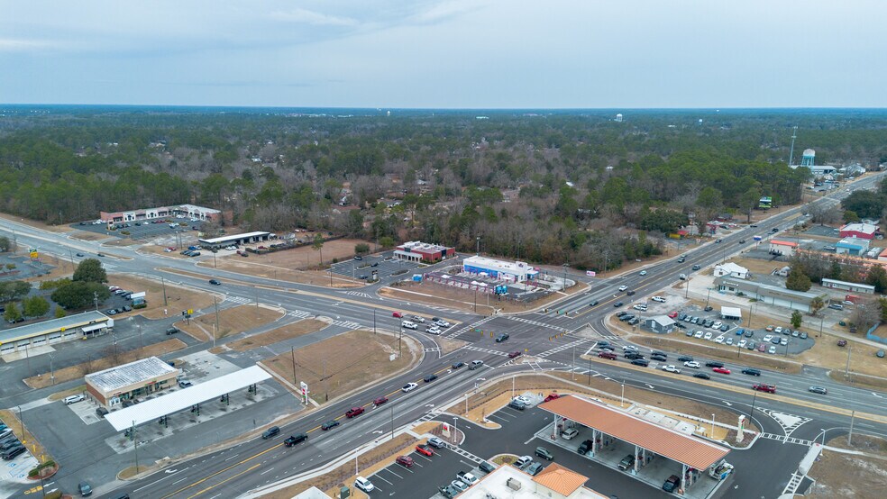 More Photos Of 762 Veterans Pky, Hinesville Restaurant For Sale