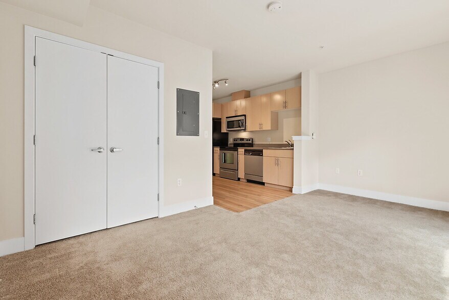 More Photos Of 523 Broadway E, Seattle Apartments For Lease