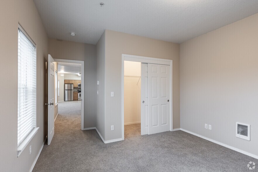 More Photos Of 188 NW 3rd St, Gresham Apartments For Lease