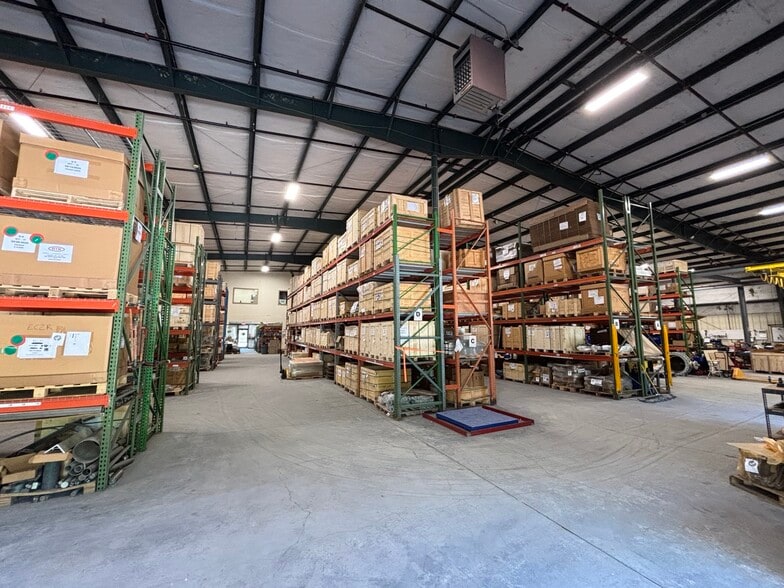 More Photos Of 1205 Alpha Dr, Alpharetta Warehouse For Sale