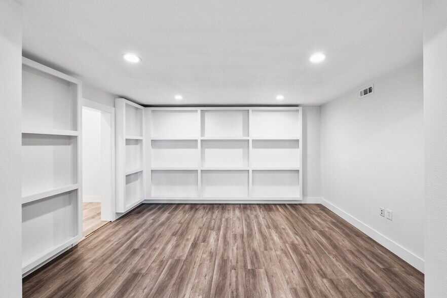 More Photos Of 9630 Research Dr, Irvine Research And Development For Sale