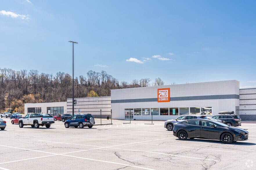 More Photos Of 460 Mall Rd, Harrisburg Freestanding For Sale