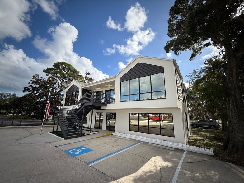 More Photos Of 47 W New Haven Ave, Melbourne Medical For Sale