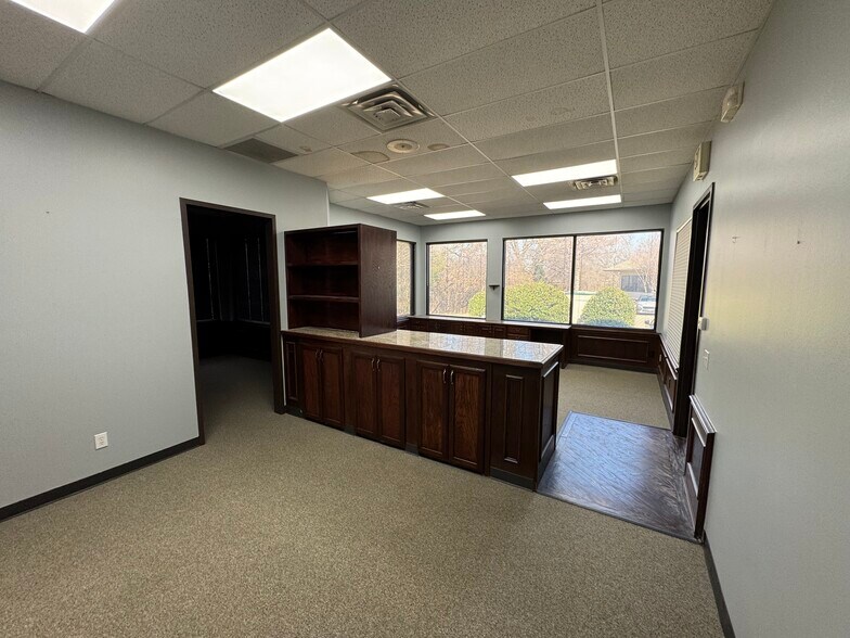 More Photos Of 6220 W Virginia Pky, McKinney Medical For Lease