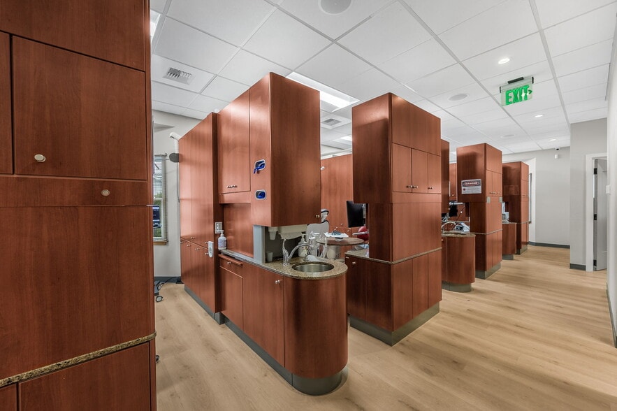 More Photos Of , Federal Way Unknown For Sale