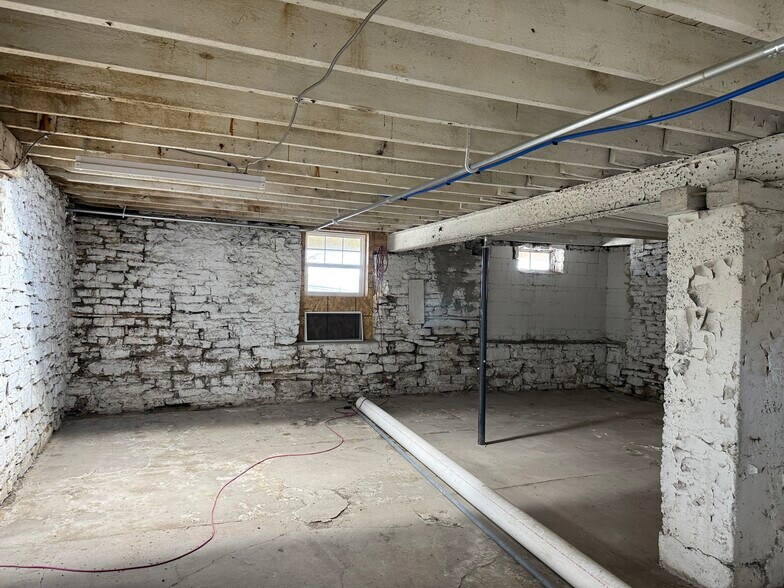 More Photos Of 502 1st St, La Salle Storefront For Sale