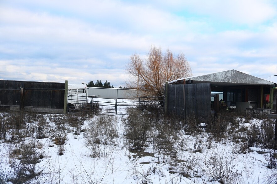 More Photos Of 31149 Old Hwy 95 hwy, Athol Land For Sale