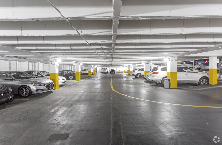 Photo of 10th Floor Ste 1000 - Penthouse