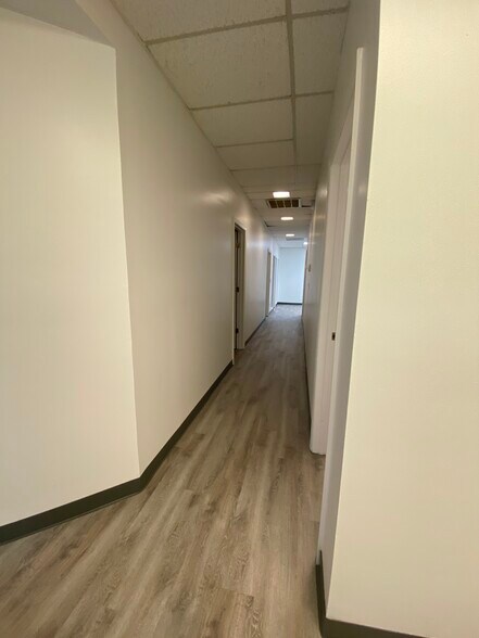More Photos Of 13555 Automobile Blvd, Clearwater Medical For Lease