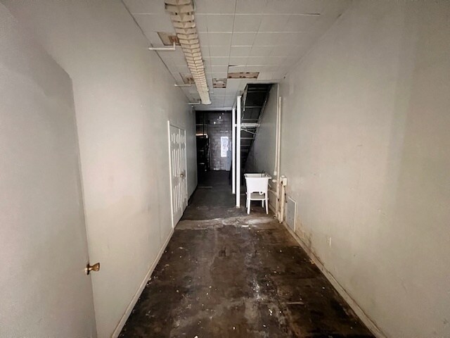 More Photos Of 1524 Madison Ave, Memphis Storefront Retail Office For Lease