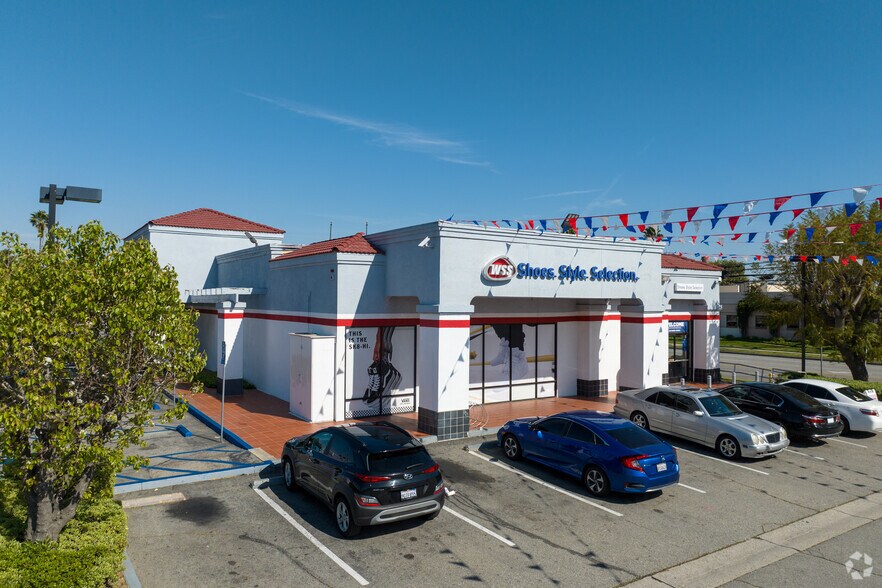 More Photos Of 9288 Sierra Ave, Fontana Freestanding For Sale