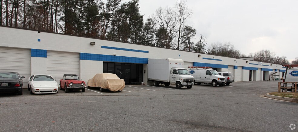 Primary Photo Of 6360 S Hanover Rd, Elkridge Warehouse For Lease