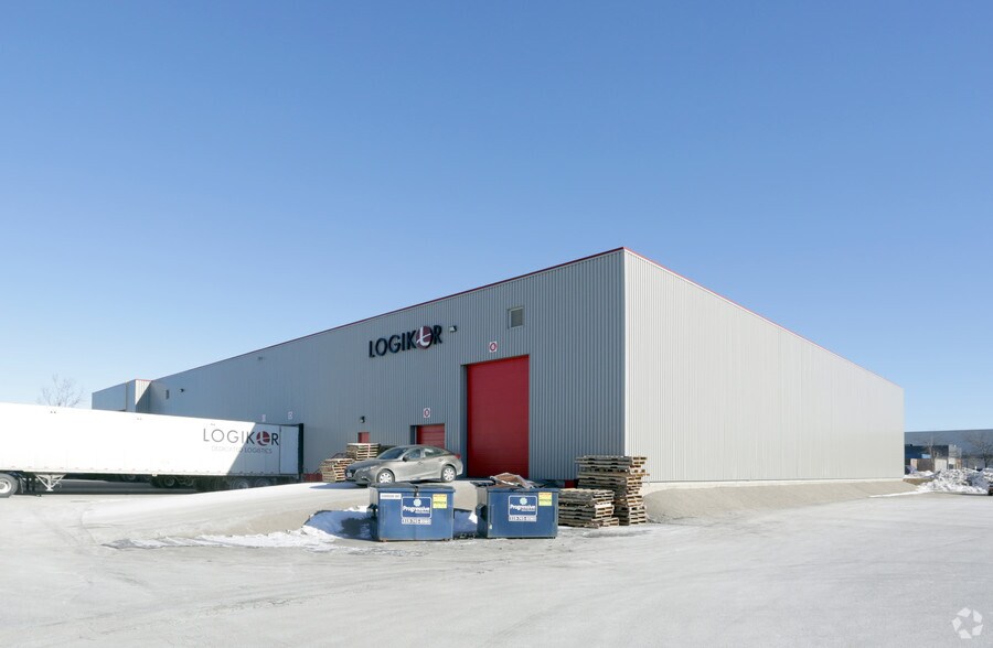 More Photos Of 290 Pinebush Rd, Cambridge Warehouse For Lease