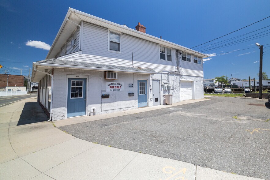 More Photos Of 76 Front St, East Rockaway Marina For Sale