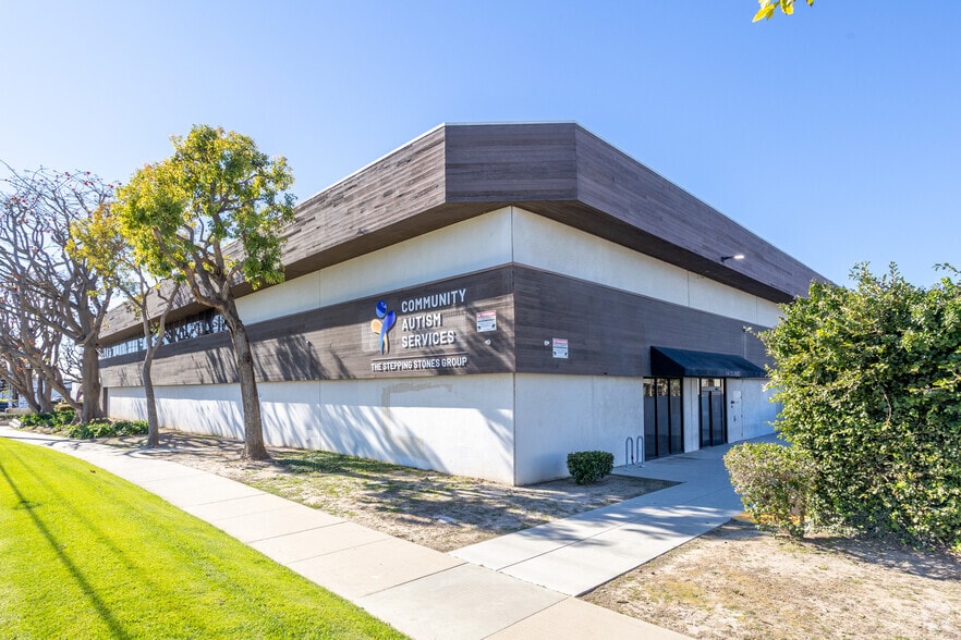 More Photos Of 1690 Universe Cir, Oxnard Medical For Lease