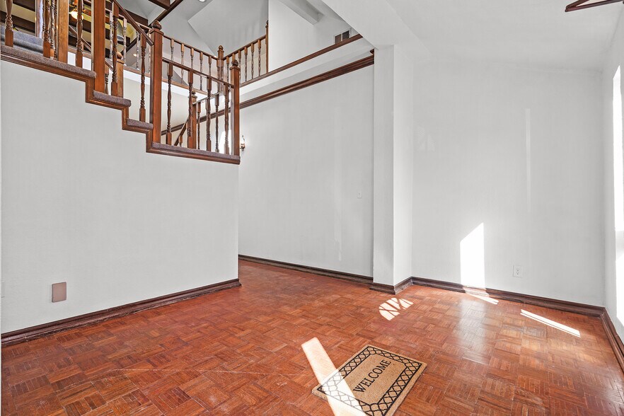 More Photos Of 1127 Wyoming Ave, El Paso Loft Creative Space For Lease