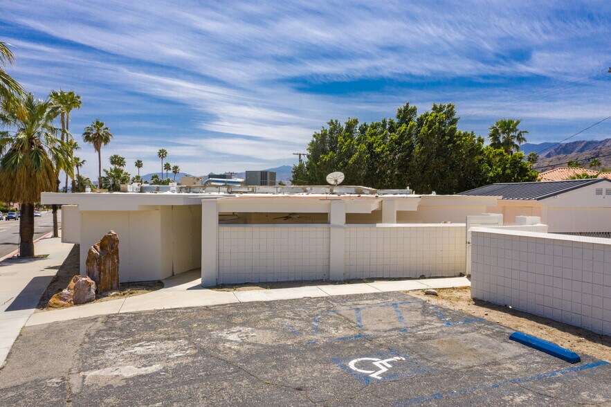 More Photos Of 2249 N Palm Canyon Dr, Palm Springs Hospitality For Sale