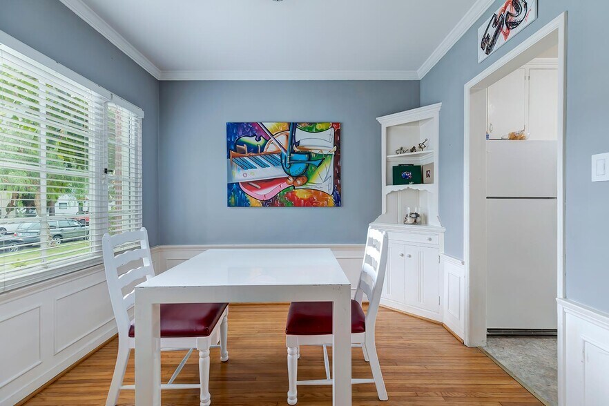 More Photos Of 825-831 Idaho Ave, Santa Monica Apartments For Sale