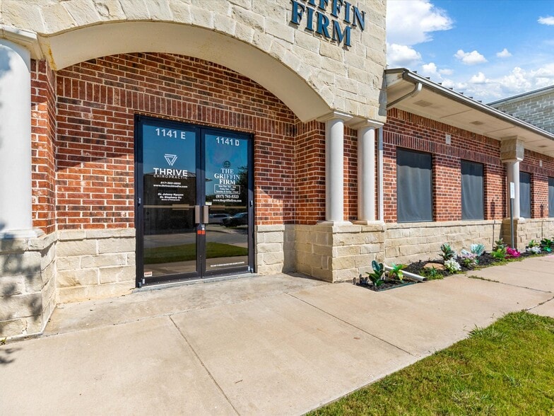 More Photos Of 1141 Keller Pky, Keller Medical For Lease