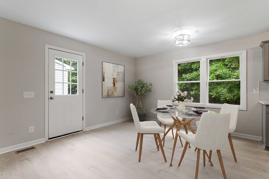 More Photos Of 1213 Freeman Dr, Sanford Apartments For Sale