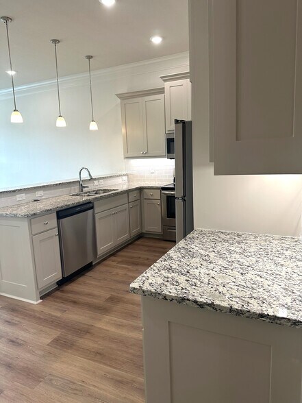 More Photos Of 8406 Cambridge Rd, Tyler Apartments For Sale