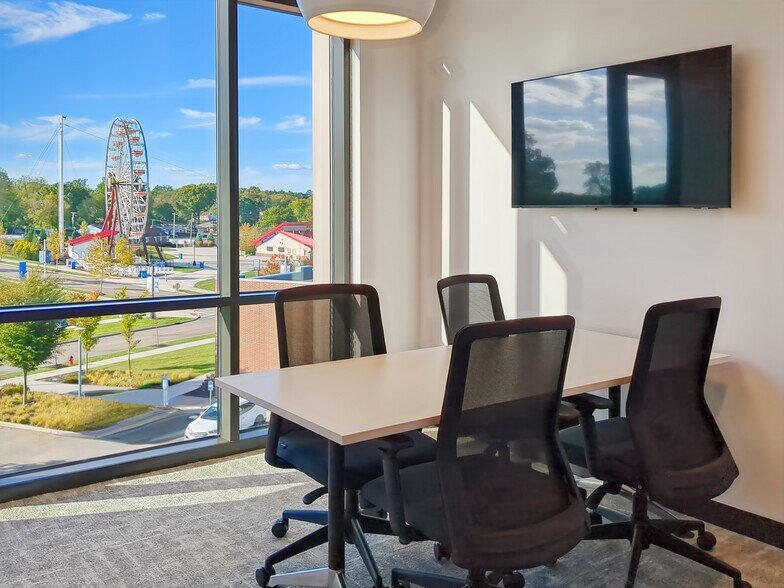 More Photos Of 2014 Blake Avenue NW, Canton Office For Lease