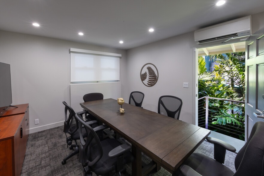 More Photos Of 3112 Mokihana St, Honolulu Loft Creative Space For Sale