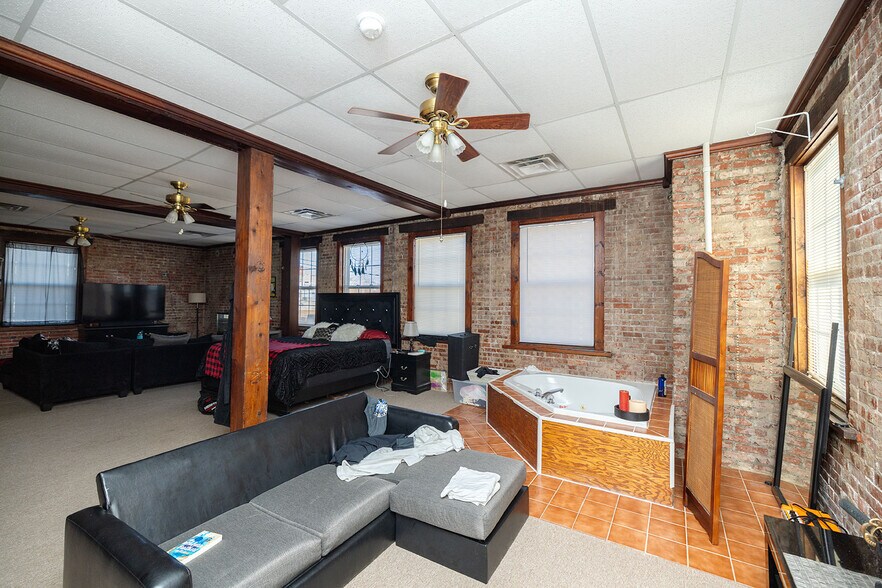 More Photos Of 116 W Pine Ave, El Dorado Office Residential For Sale