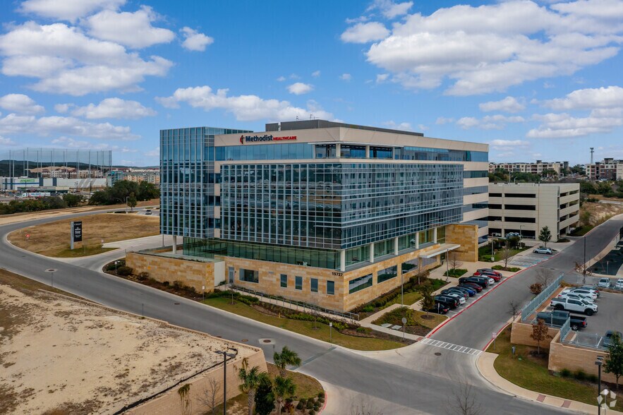 More Photos Of 15727 Anthem Pky, San Antonio Office For Lease