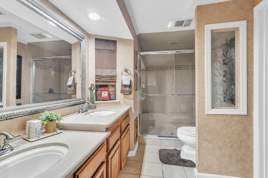 More Photos Of 103 Roundabout Ln, Huntsville Specialty For Sale