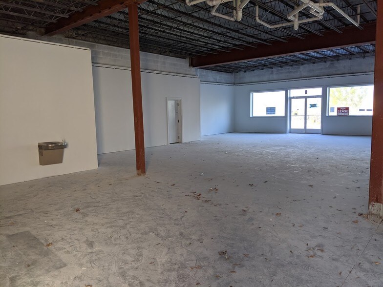 More Photos Of 9999 Brook Rd, Glen Allen Freestanding For Lease