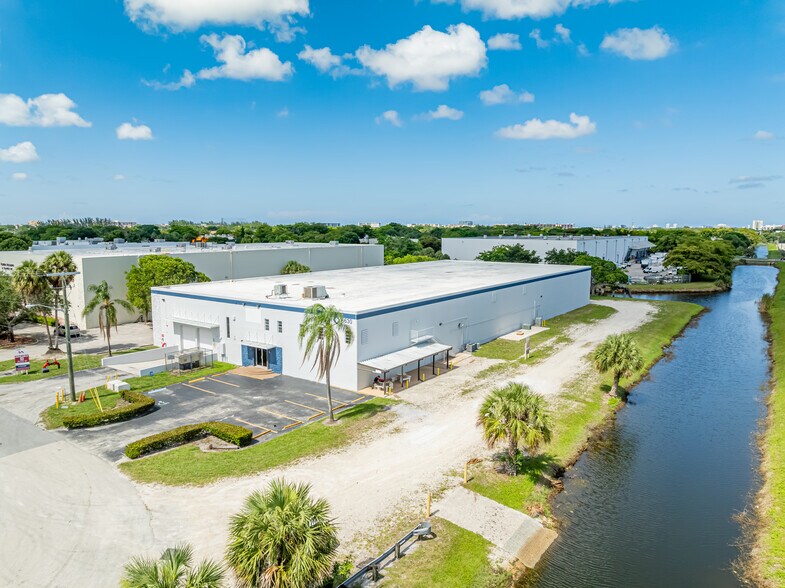 More Photos Of 6630 NW 16th Ter, Fort Lauderdale Warehouse For Lease